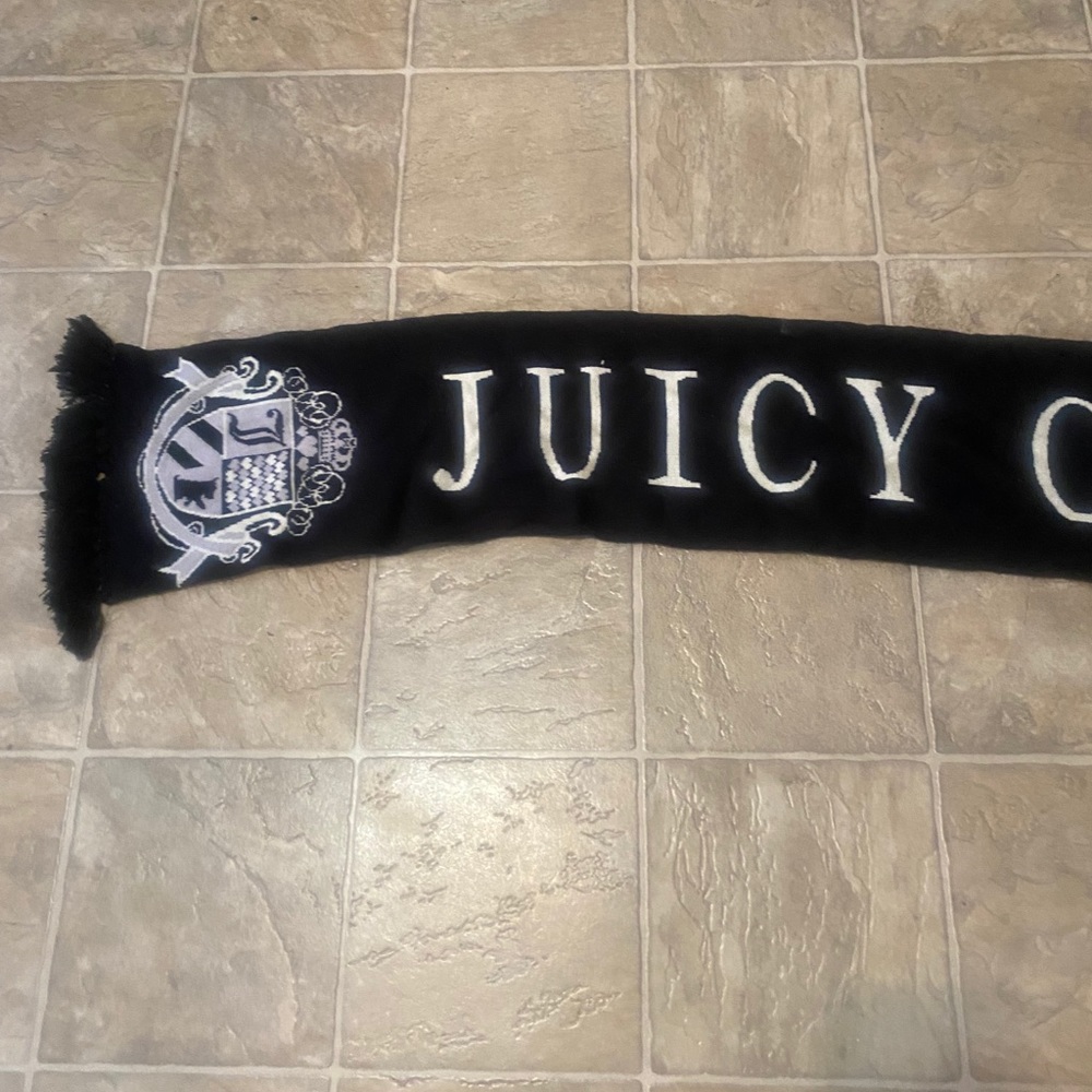 Juicy couture scarf. Get cozy and stylish!